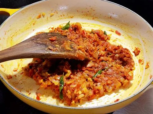 sauteing masala