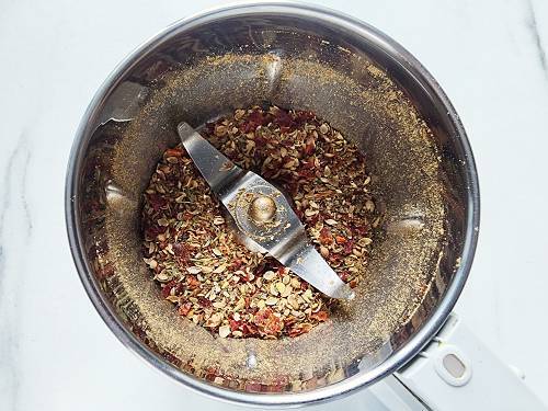 crushed spices to make kachori