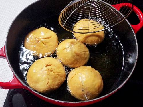 frying khasta kachori in medium hot oil