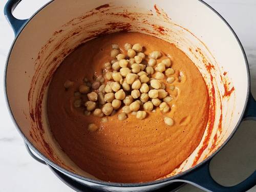 tikka masala with chickpeas
