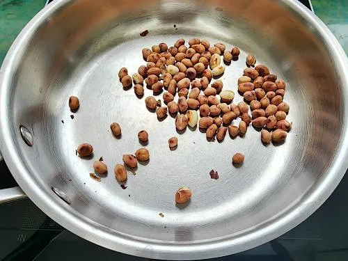 roasting peanuts