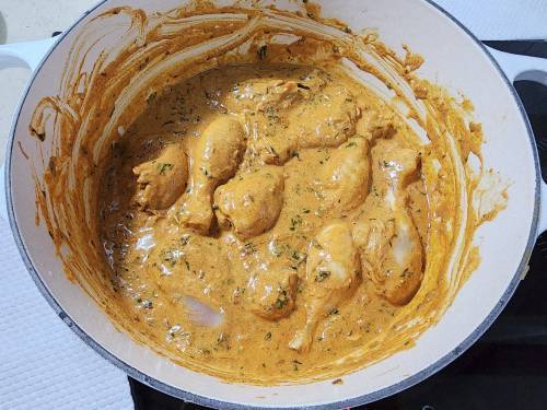 chicken marinade ready to slow cook