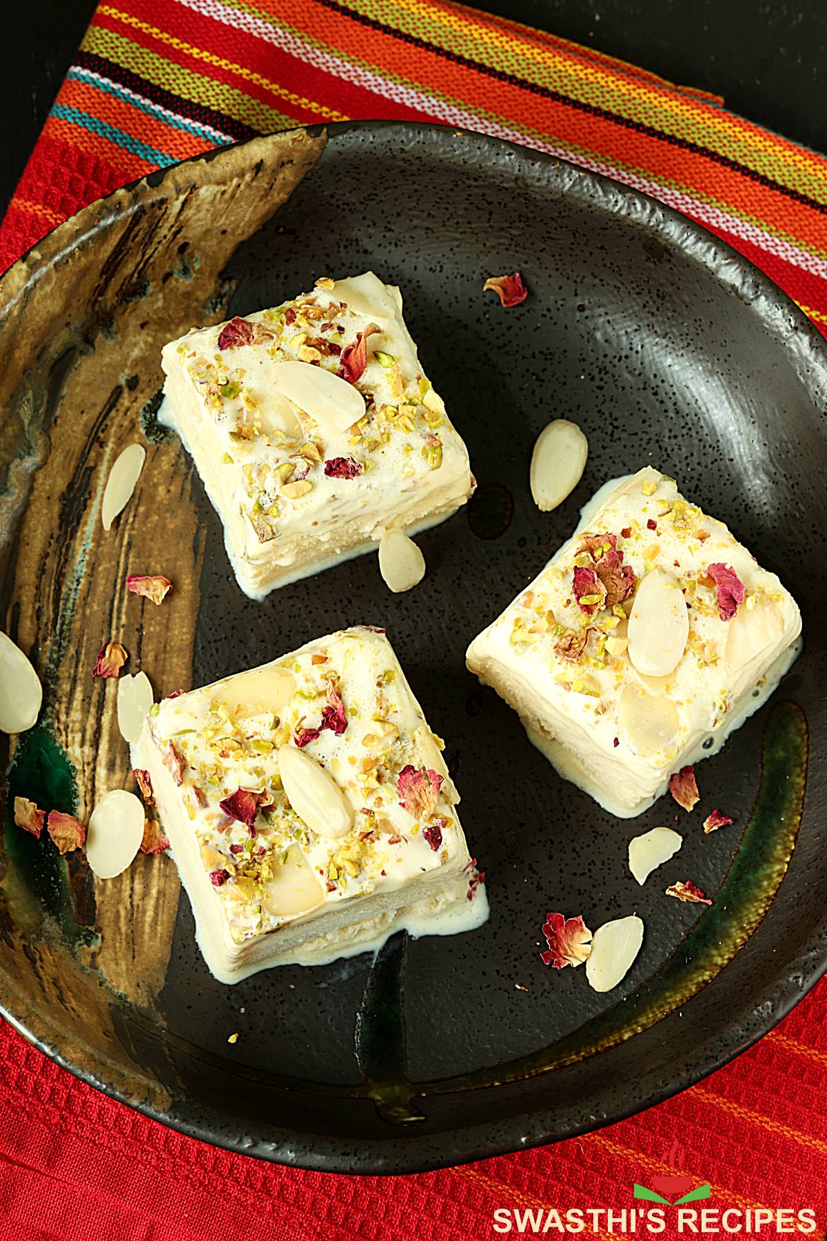 Malai Kulfi - Indian Dessert